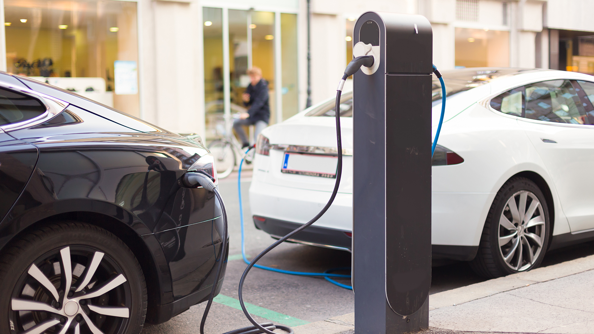 Digitalisering af energisystemet bliver nødvendigt i fremtiden, hvis der skal skabes et fleksibelt elforbrug, hvor man for eksempel kan lade elbilen op, når strømmen er billig.