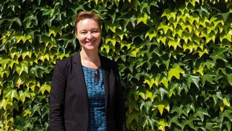 Marie Münster, professor i energisystem-modellering ved DTU Management mener, at hvis Danmark skal blive blandt de førende inden for produktion af grønne brændstoffer, må vi nedbryde siloer og samarbejde på tværs af sektorer og fagområder samtidig med, at vi sikrer danskernes opbakning til grøn energi lokalt. Foto: DTU
